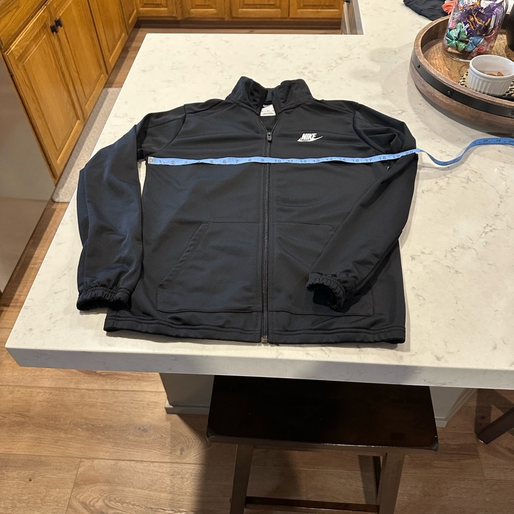 Nike Black Full-Zip Kids  Jacket with White Logo Size XL 100% polyester
